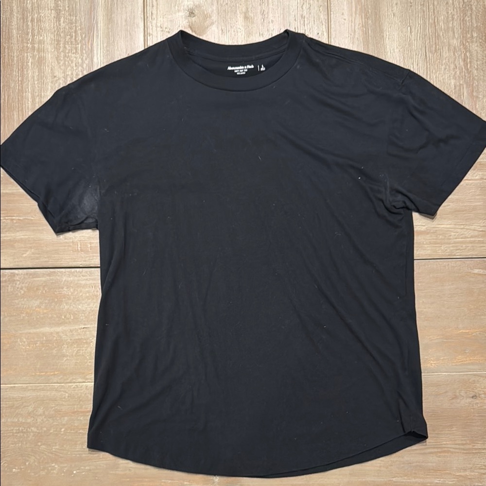 Abercrombie & Fitch Men's Relaxed Curved Hem T-Shirt
